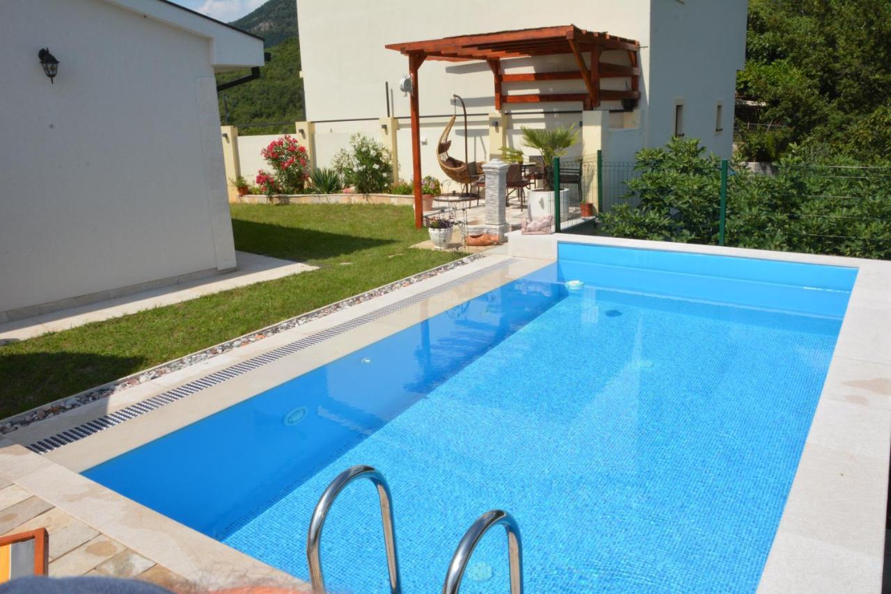 Vila Pelinovo Kotor Buitenkant foto